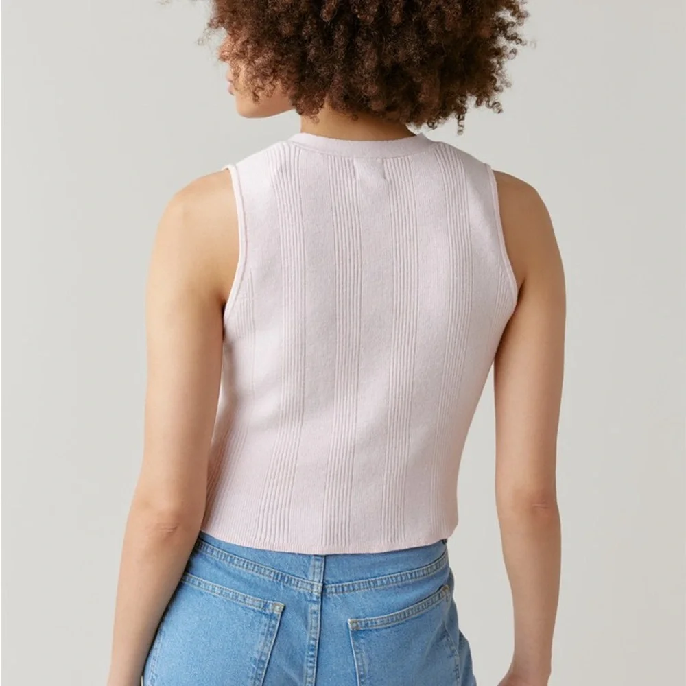 Pink Knit Cropped Sweater Tank with Buttons | Francesca’s | medium